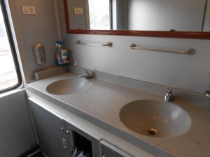 sink on train